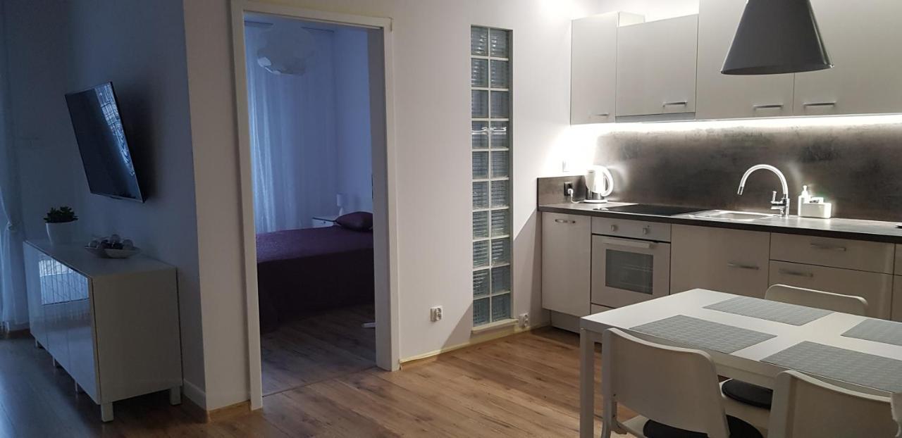Apartament Za Swierkami Apartment Kolobrzeg Bagian luar foto