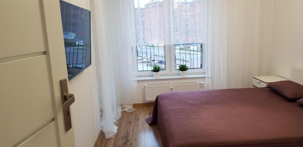 Apartament Za Swierkami Apartment Kolobrzeg Bagian luar foto